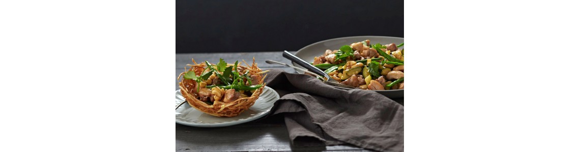 Chicken, Snow Peas and Cashew Stir-Fry