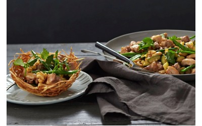Chicken, Snow Peas and Cashew Stir-Fry